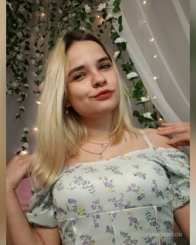 GinaDawson photo