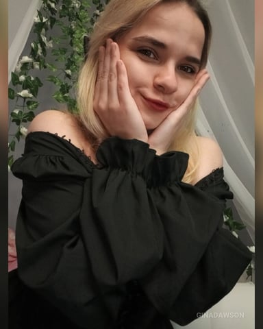 GinaDawson photo