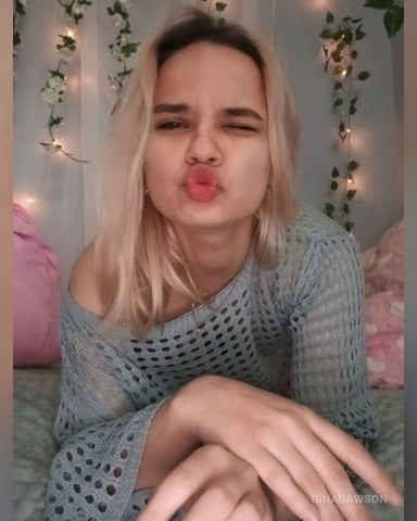 GinaDawson photo