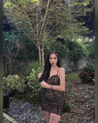 LilyVarde photo