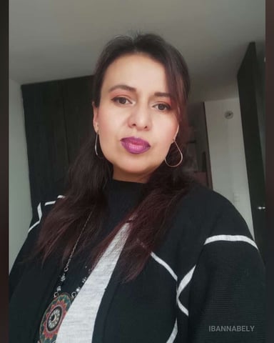 IbannaBely Foto