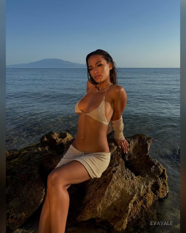 EvaVale foto