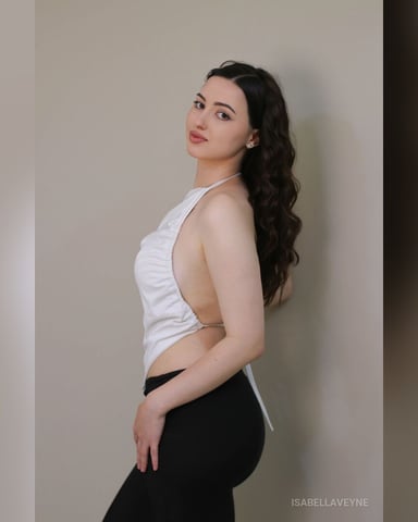 IsabellaVeyne photo 8