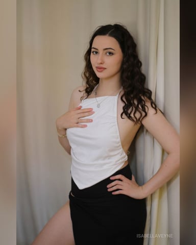 IsabellaVeyne photo 4