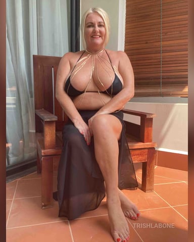 TrishLabone photo