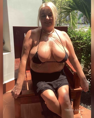 TrishLabone photo