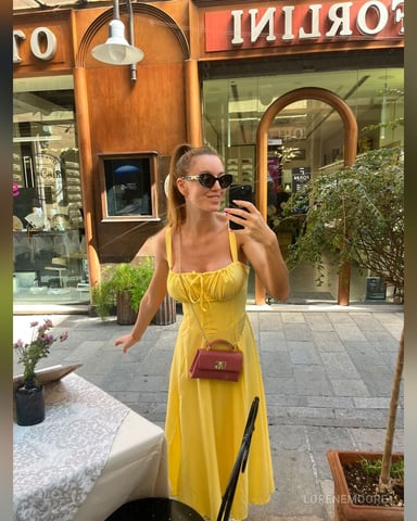 LoreneMoore photo