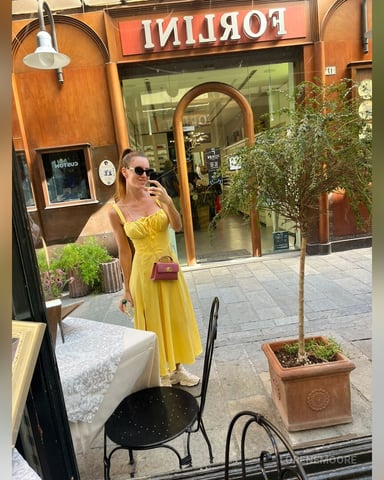 LoreneMoore photo