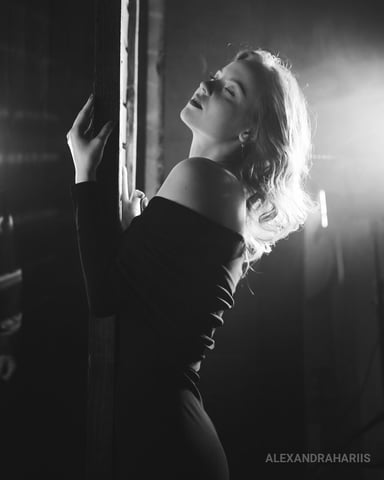 AlexandraHariis foto