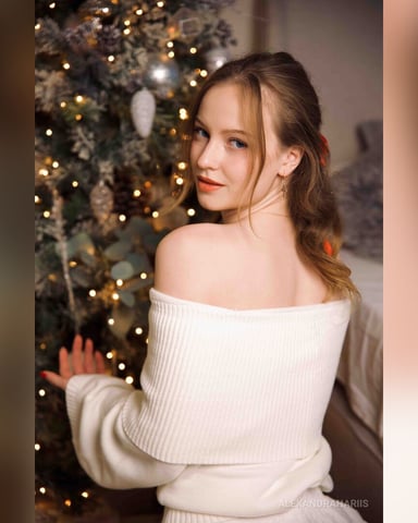 AlexandraHariis foto