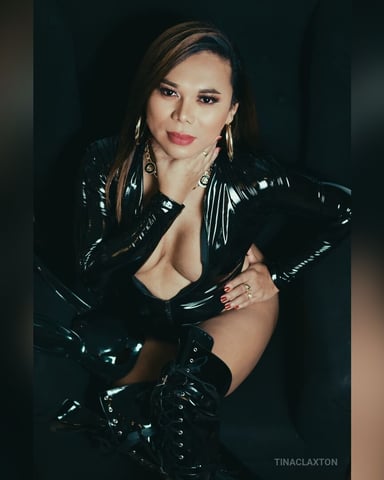 TinaClaxton foto