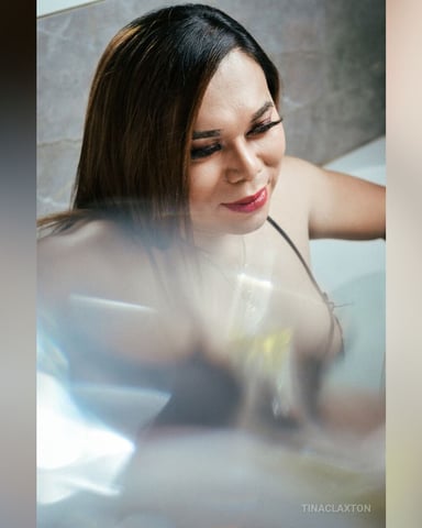 TinaClaxton foto