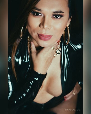 TinaClaxton foto
