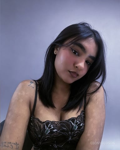 EbonyBloson photo