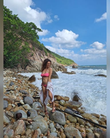 EsmeraldaMali photo