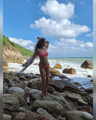 EsmeraldaMali photo