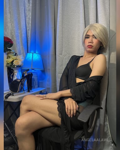 AngelaAlawi foto
