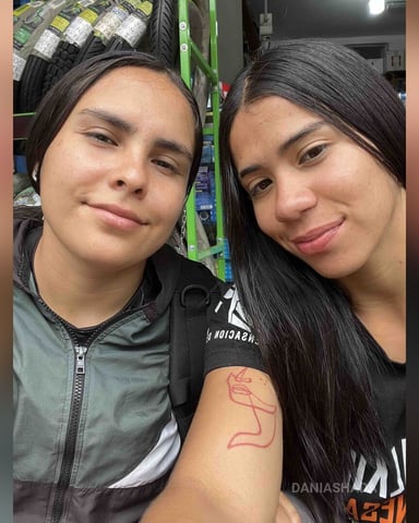 DaniaShada foto
