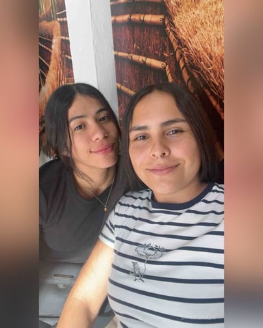 DaniaShada foto