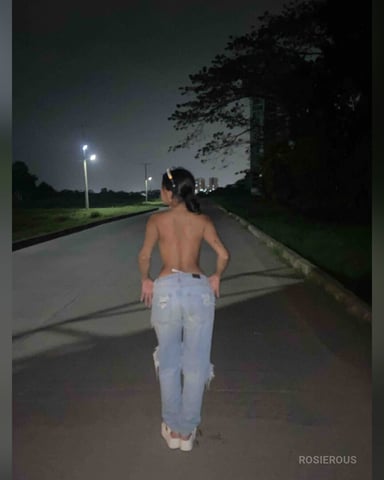 RosieRous foto