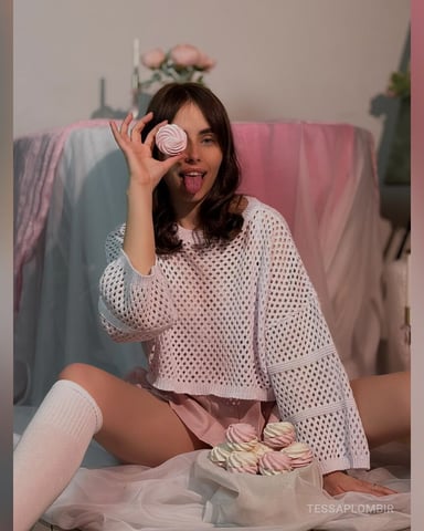 TessaPlombir foto