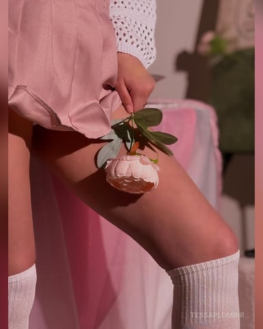 TessaPlombir foto
