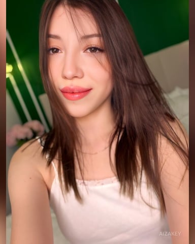 AizaKey Foto