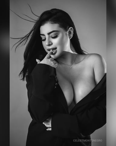 CelestMontenegro foto