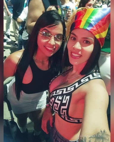 TatiandNatasha foto