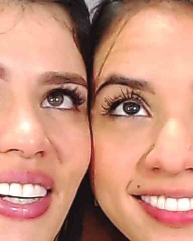 TatiandNatasha foto