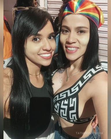 TatiandNatasha foto