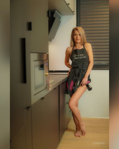 JaneRoe photo