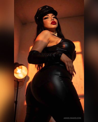 AngelinaDeleon foto