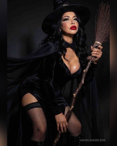 AngelinaDeleon foto