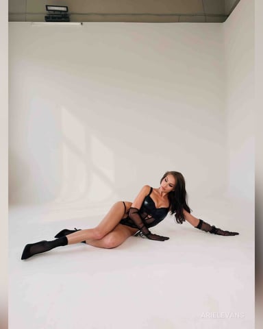 ArielEvans foto