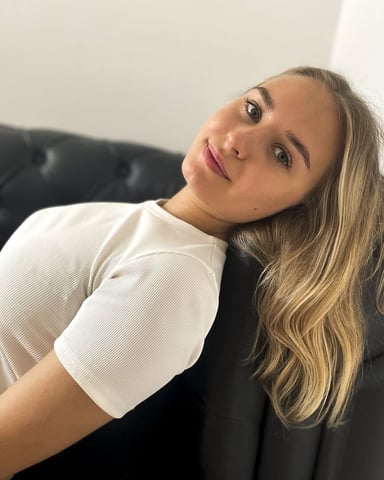 MargoReeves photo