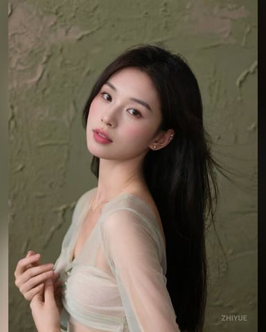 ZhiYue photo