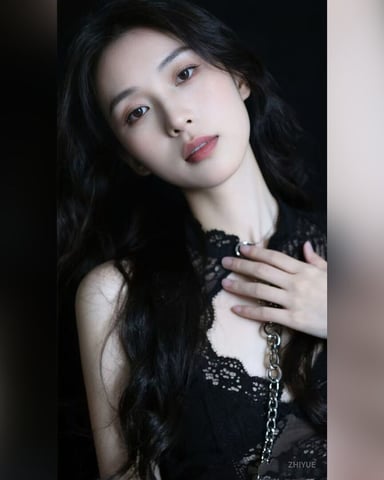 ZhiYue photo