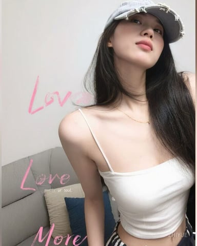 ZhiYue photo