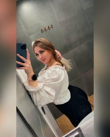 EllaBells foto
