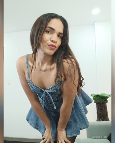 AbrilFox photo
