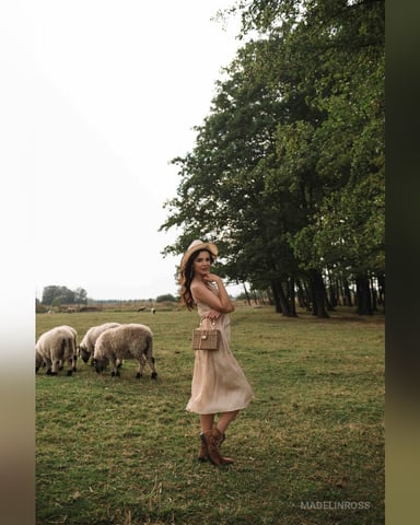 MadelinRoss foto