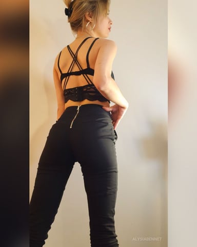 AlysiaBennet photo