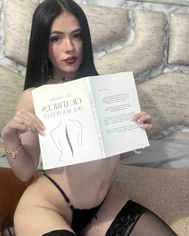 AnnAlcazar foto