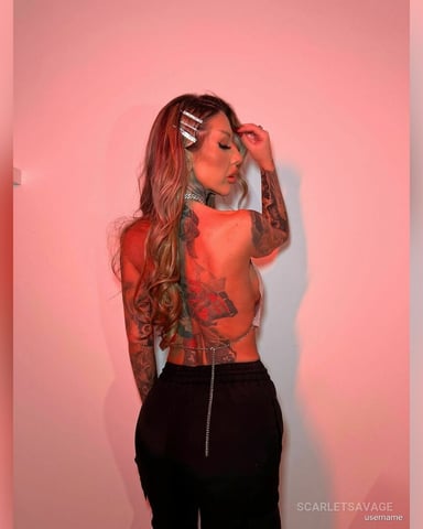 ScarletSavage, fotografie