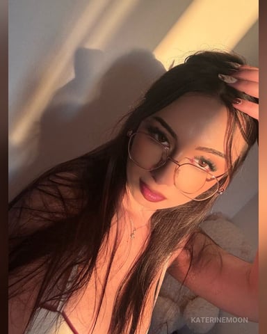 KaterineMoon photo