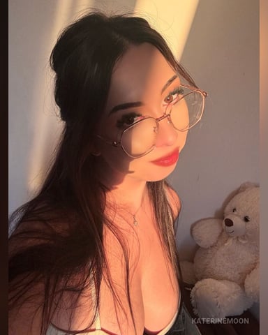 KaterineMoon photo