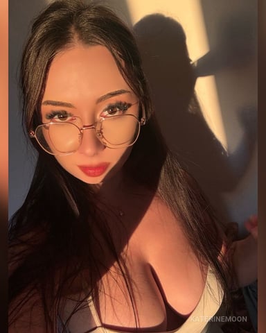 KaterineMoon photo