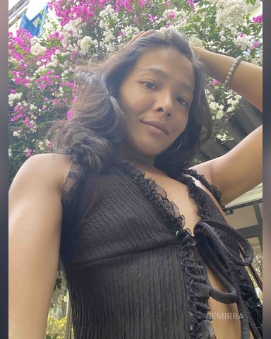 Semirra foto