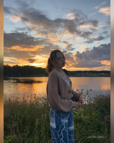 AprilOneli, fotografie